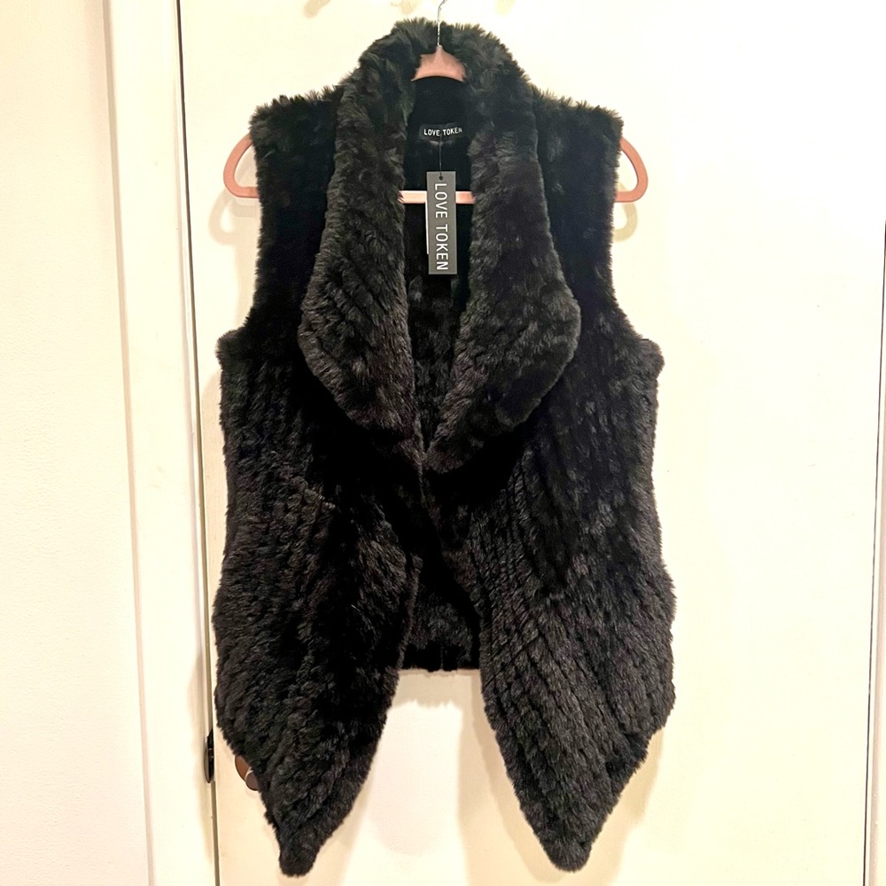 Love Token Amy Vest - NWT - Black - SZ Medium - Picture 8 of 14